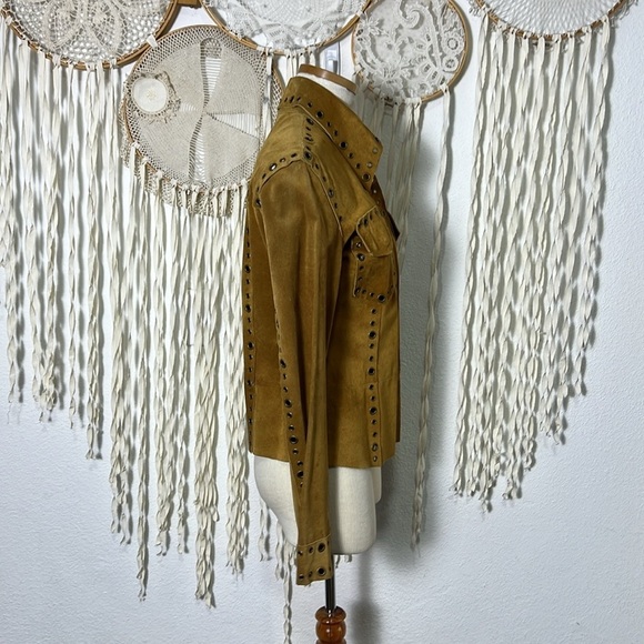 Vintage | Essendi Rich Brown Suede Snap Front Shirt Jacket with Grommet Detail - Picture 7 of 12